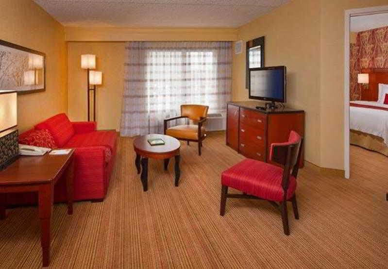 Courtyard By Marriott Secaucus Meadowlands Hotel Kültér fotó